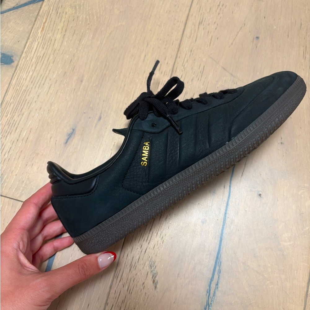 All Black Adidas Original Samba - Size 9